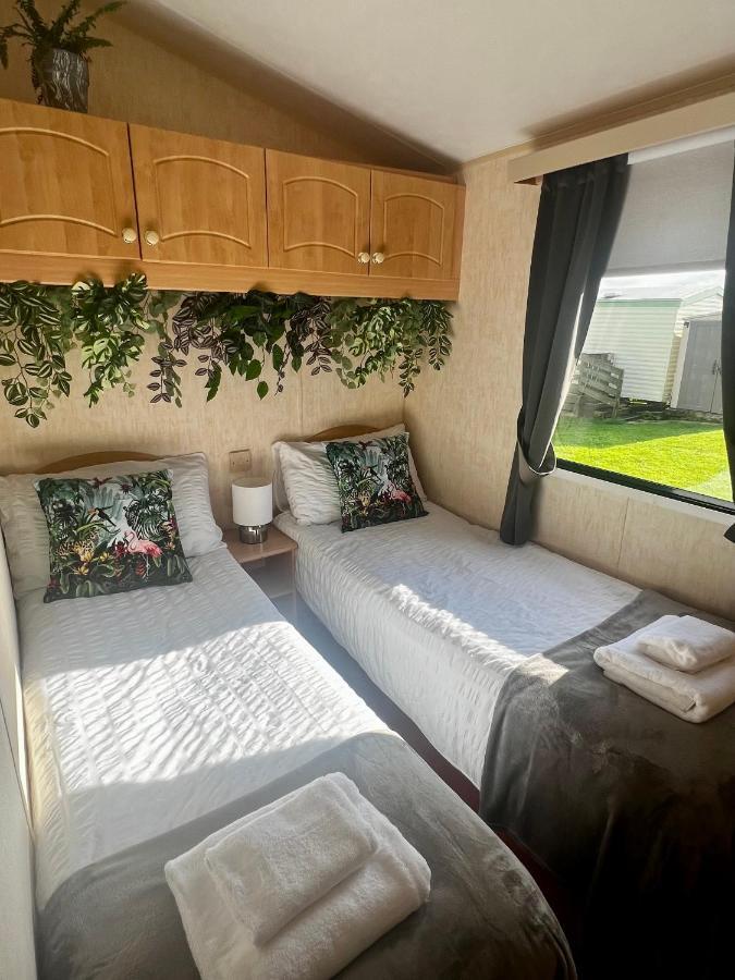 Jungle House No.26 At Three Lochs Holiday Park Newton Stewart Esterno foto